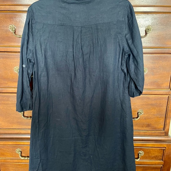 NWT Malvin Hamburg Germany Linen Shirt in a beautiful rich navy - Picture 6 of 7